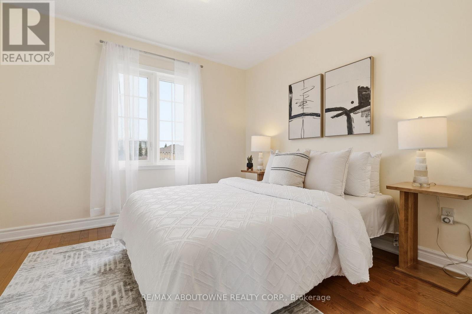 408 Fairgate Way, Oakville, Ontario  L6H 6Y1 - Photo 22 - W12922640