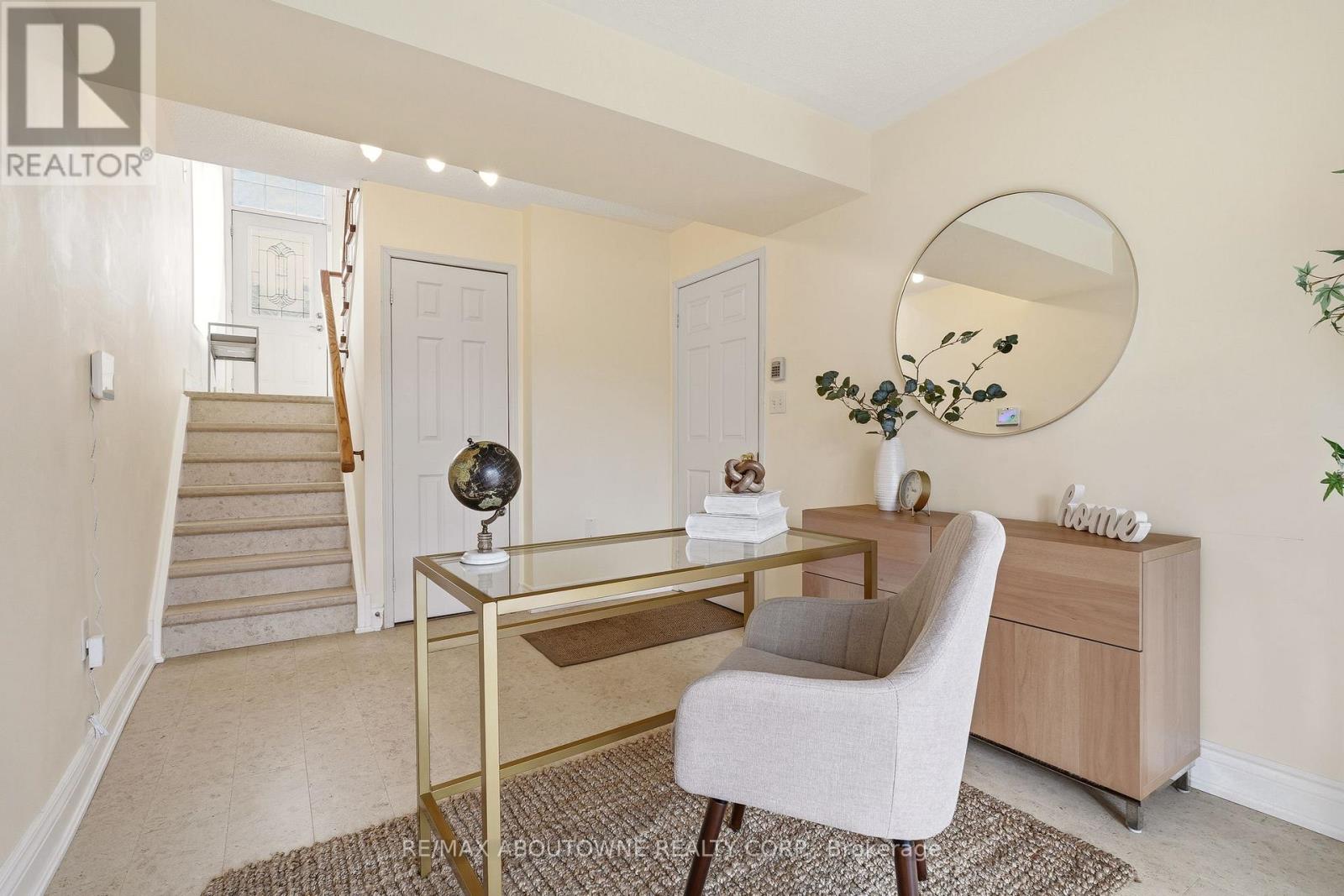 408 Fairgate Way, Oakville, Ontario  L6H 6Y1 - Photo 26 - W12922640