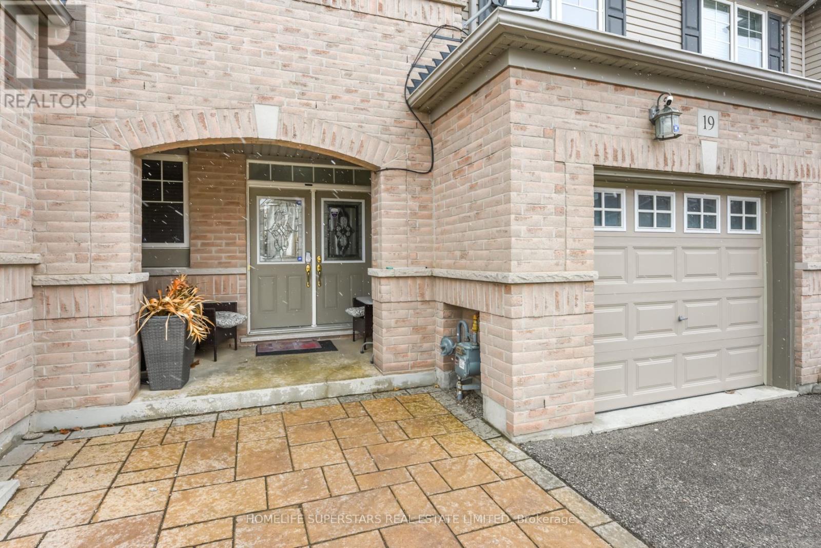 19 - 2019 Trawden Way, Oakville, Ontario  L6M 0M3 - Photo 3 - W12922652