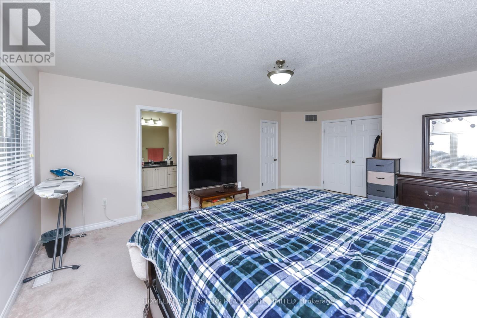 19 - 2019 Trawden Way, Oakville, Ontario  L6M 0M3 - Photo 31 - W12922652