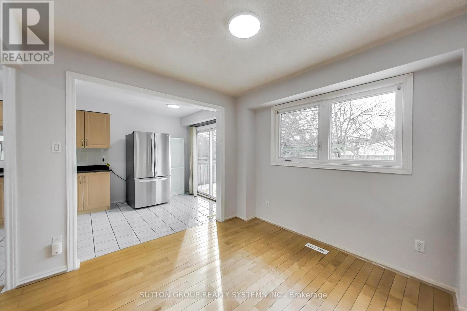 2662 Canberra Road, Mississauga, Ontario  L5N 1M7 - Photo 10 - W12922666