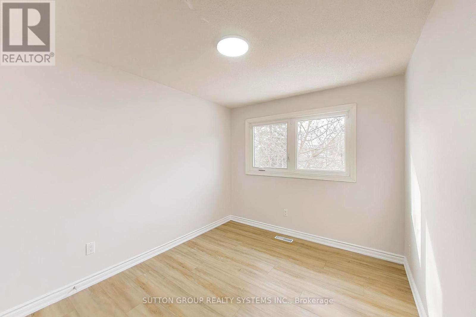 2662 Canberra Road, Mississauga, Ontario  L5N 1M7 - Photo 20 - W12922666