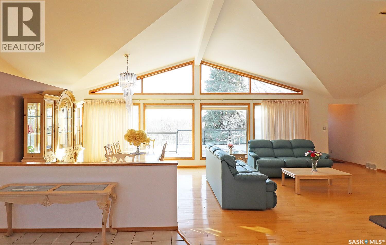 110 Logan Crescent E, Yorkton, Saskatchewan  S3N 0V9 - Photo 4 - SK031271