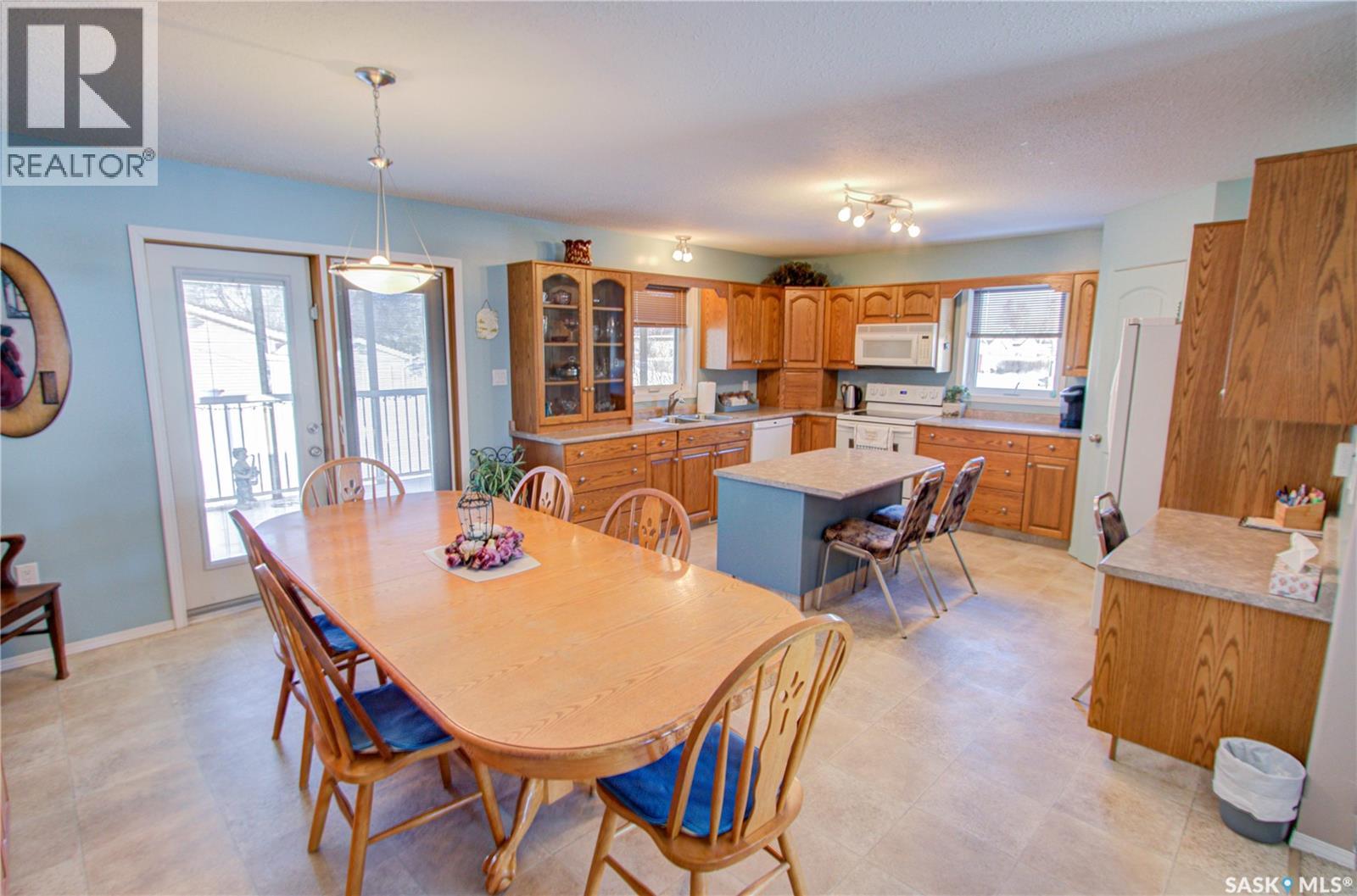 202 Regent Street, Melfort, Saskatchewan  S0E 1A0 - Photo 7 - SK031157