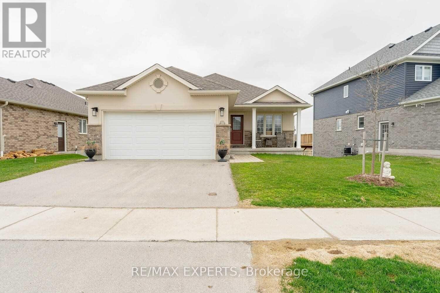 150 BRIDGE CRESCENT, Minto, Ontario