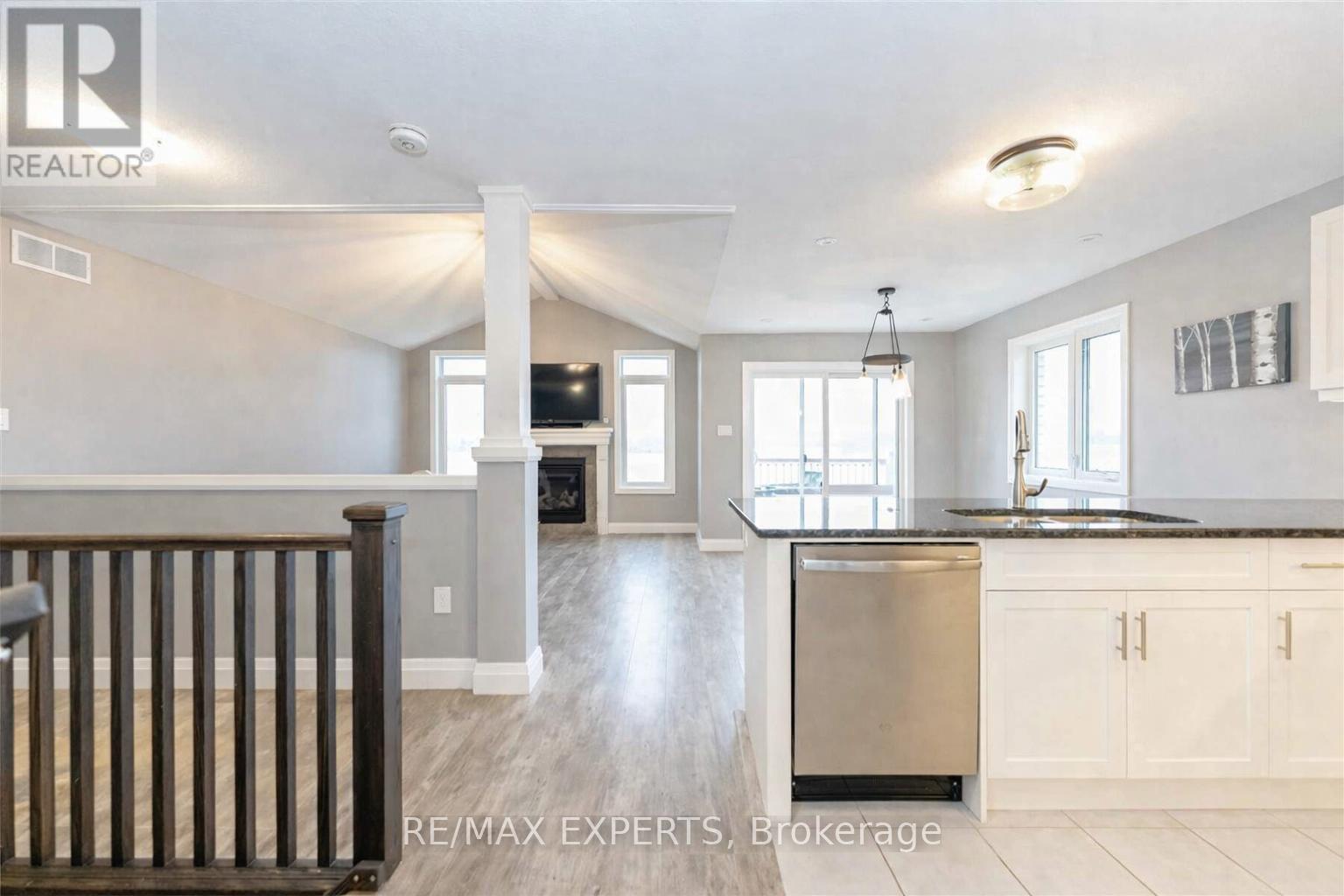 150 Bridge Crescent, Minto, Ontario  N0G 2P0 - Photo 10 - X12922588