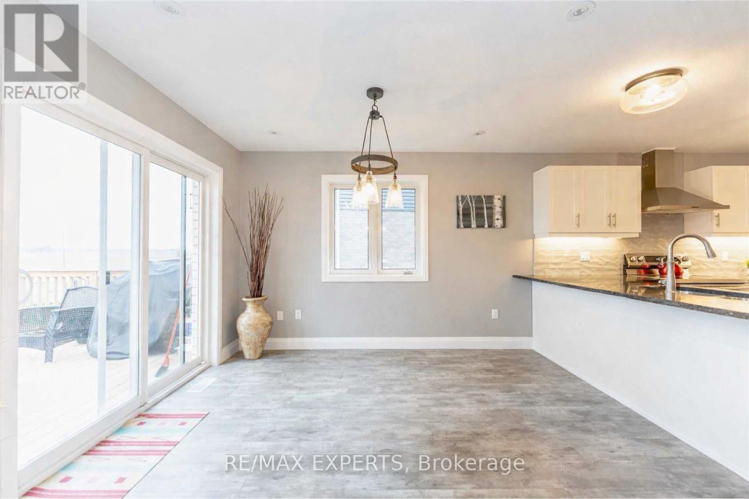 150 Bridge Crescent, Minto, Ontario  N0G 2P0 - Photo 12 - X12922588