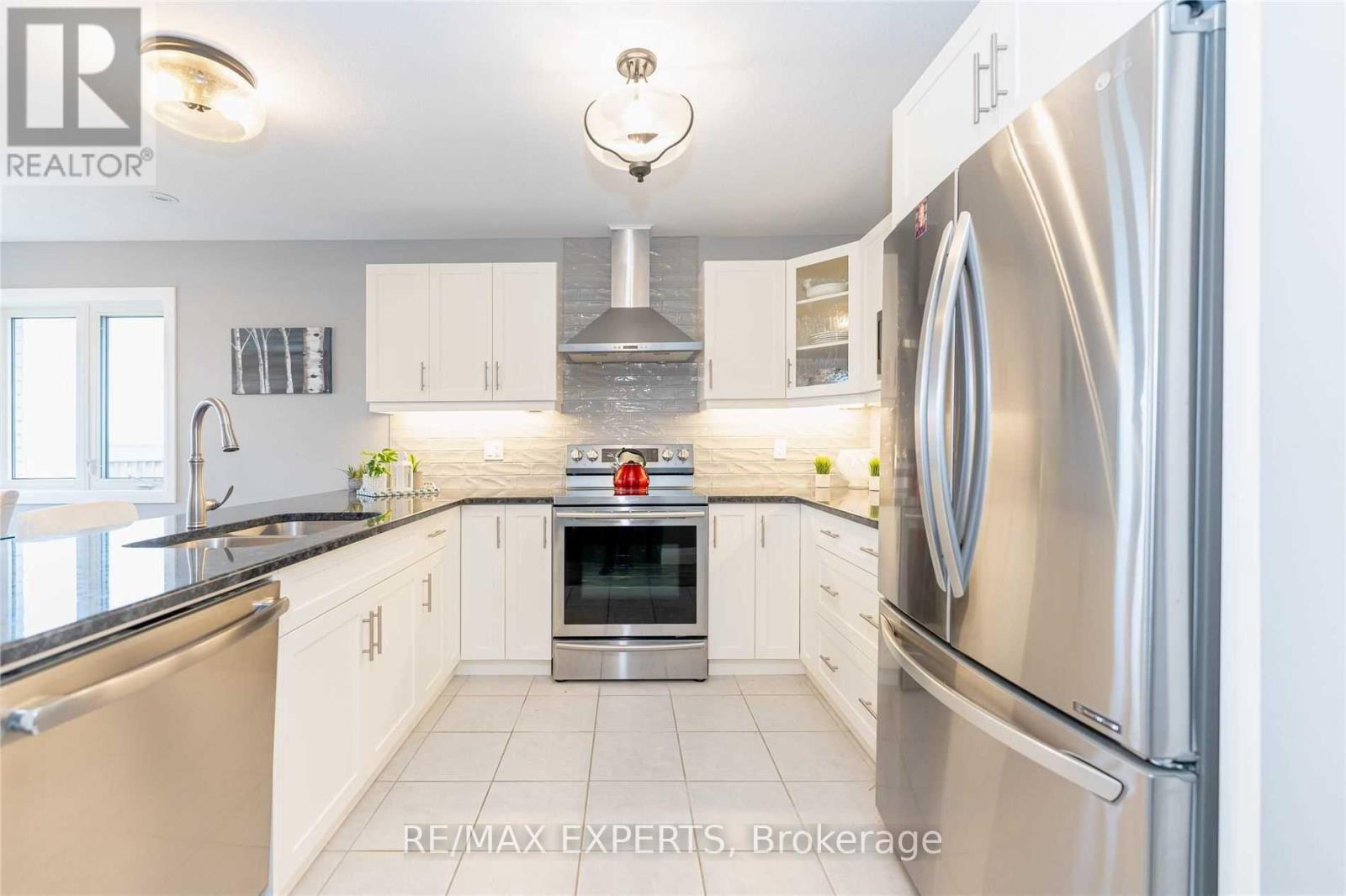 150 Bridge Crescent, Minto, Ontario  N0G 2P0 - Photo 13 - X12922588