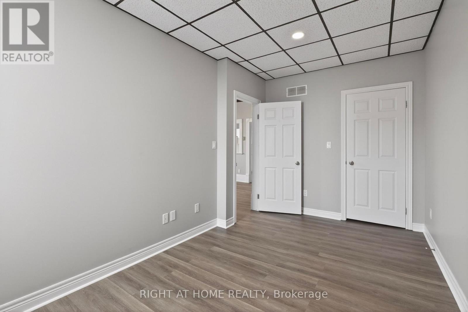 2 - 3 St Andrew Street, Ingersoll, Ontario  N5C 2S8 - Photo 16 - X12922636