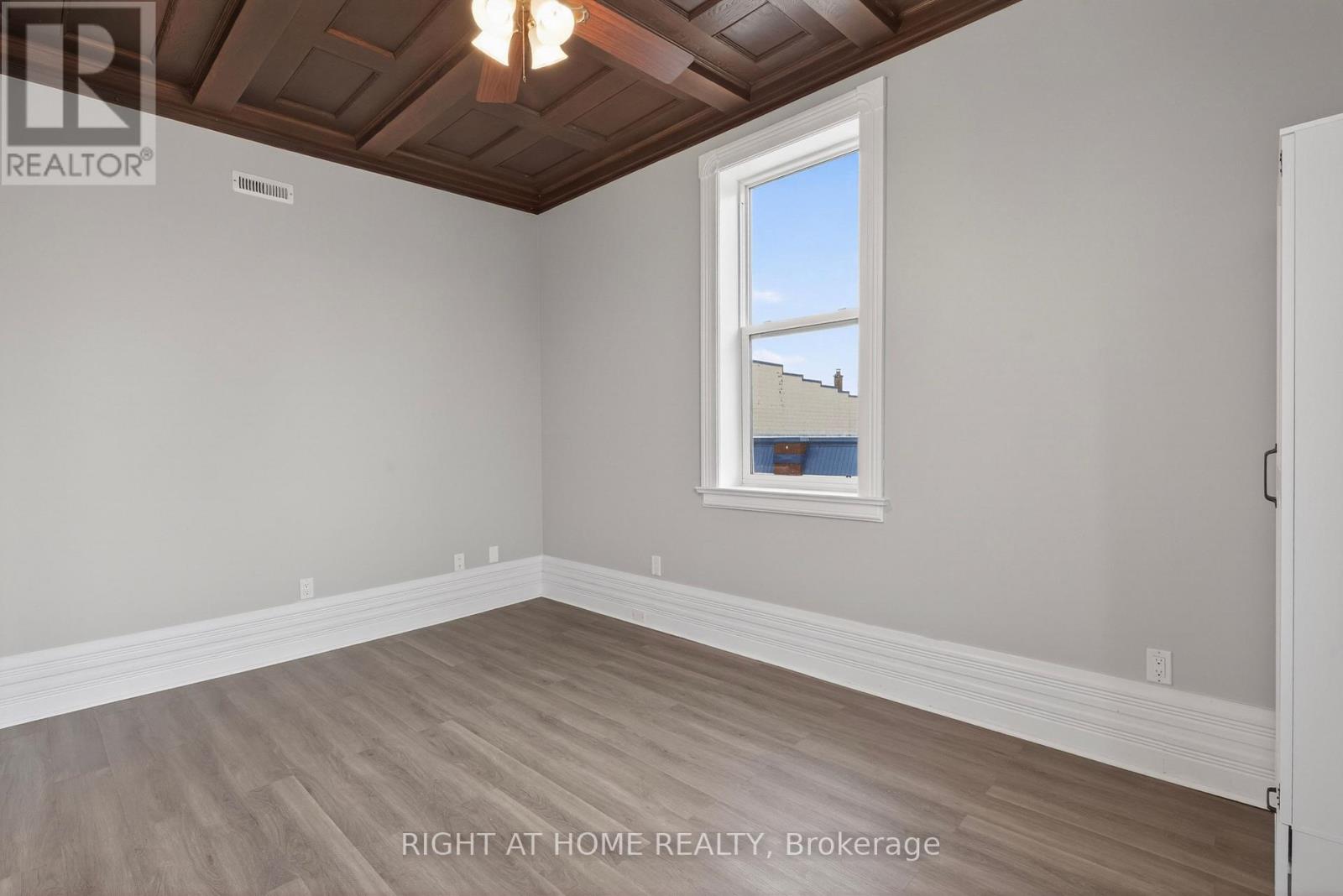 2 - 3 St Andrew Street, Ingersoll, Ontario  N5C 2S8 - Photo 21 - X12922636