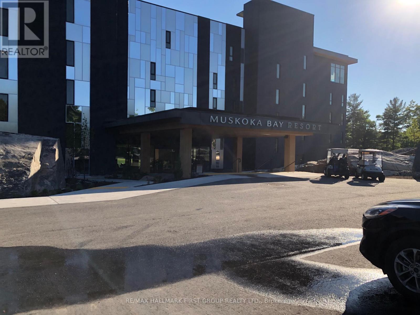 104 - 120 Carrick Trail, Gravenhurst, Ontario  P1P 0A2 - Photo 2 - X12922678