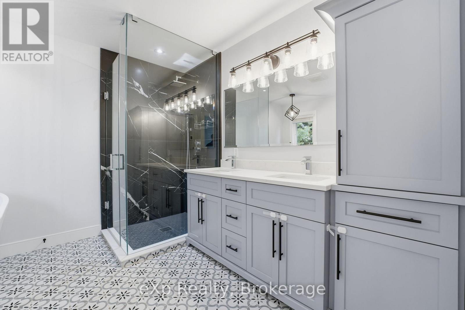 32 Dickinson Court, Centre Wellington, Ontario  N0B 1S0 - Photo 21 - X12913260