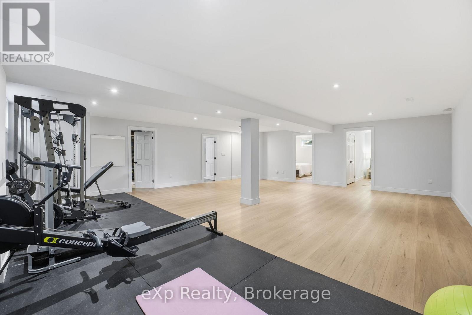 32 Dickinson Court, Centre Wellington, Ontario  N0B 1S0 - Photo 29 - X12913260