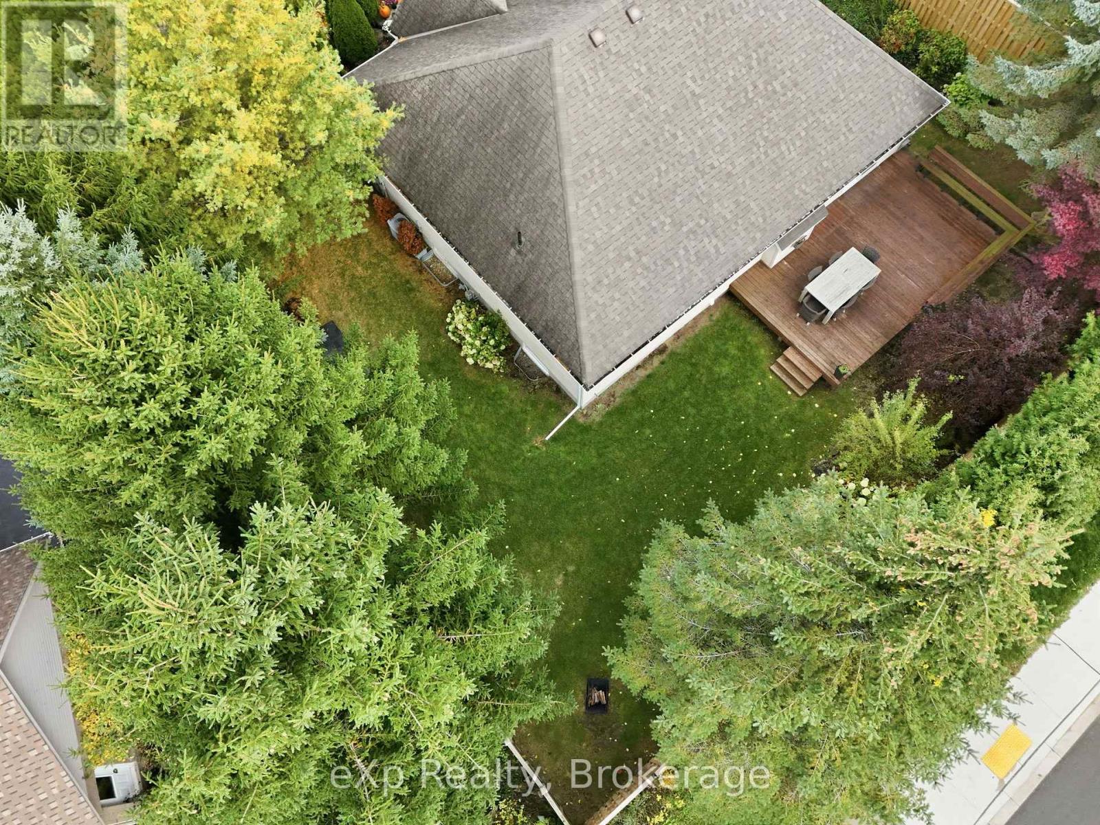 32 Dickinson Court, Centre Wellington, Ontario  N0B 1S0 - Photo 40 - X12913260