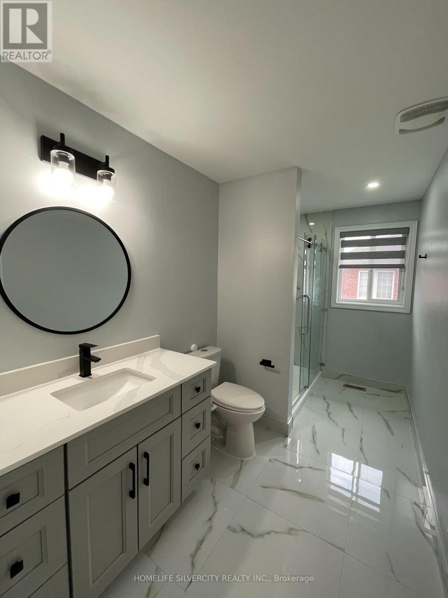 4 Runnymede Crescent, Brampton, Ontario  L6R 0L3 - Photo 17 - W12917994