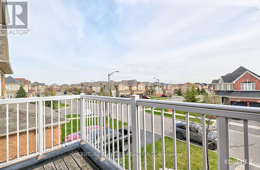 5384 Valhalla Crescent, Mississauga, Ontario  L5M 0K4 - Photo 9 - W12921340