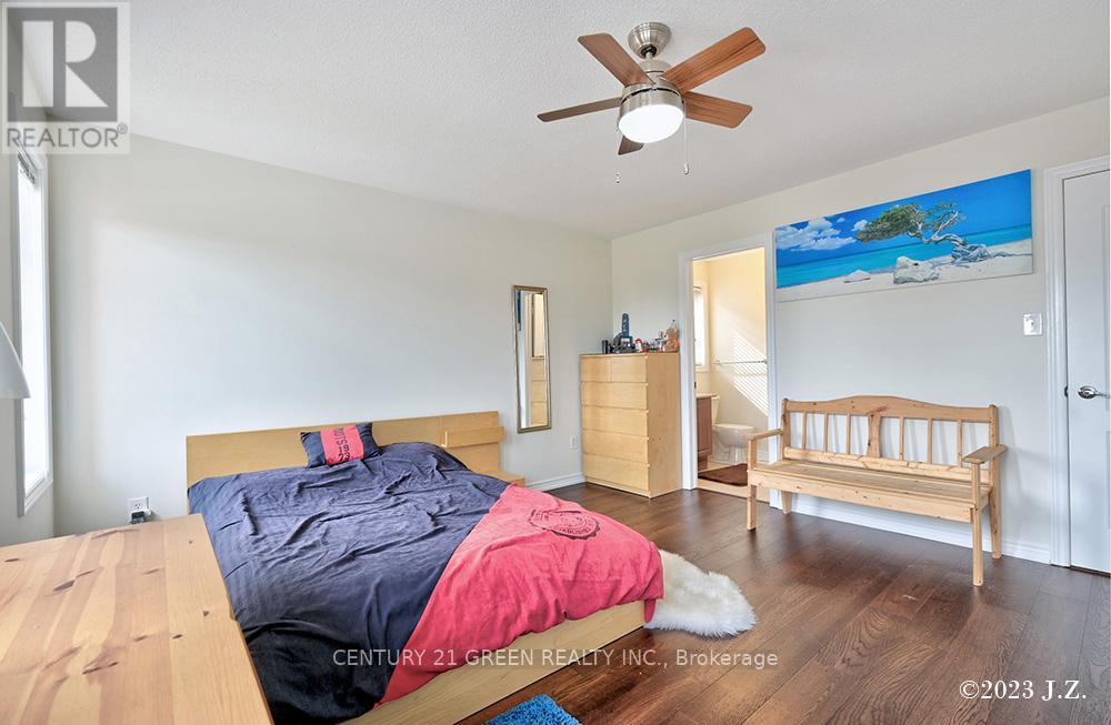 5384 Valhalla Crescent, Mississauga, Ontario  L5M 0K4 - Photo 18 - W12921340