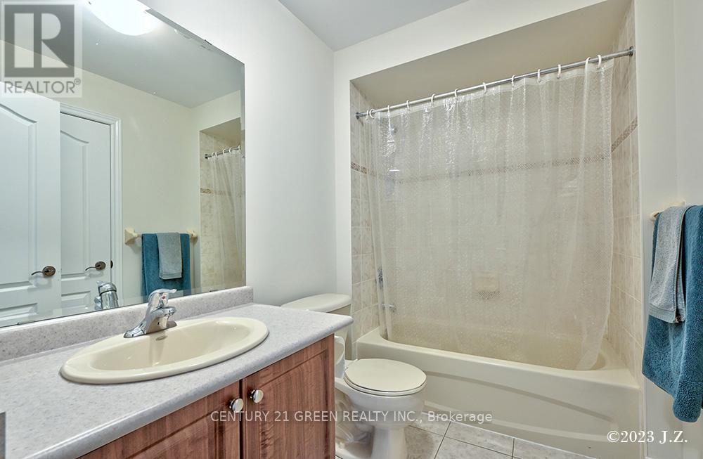 5384 Valhalla Crescent, Mississauga, Ontario  L5M 0K4 - Photo 14 - W12921340