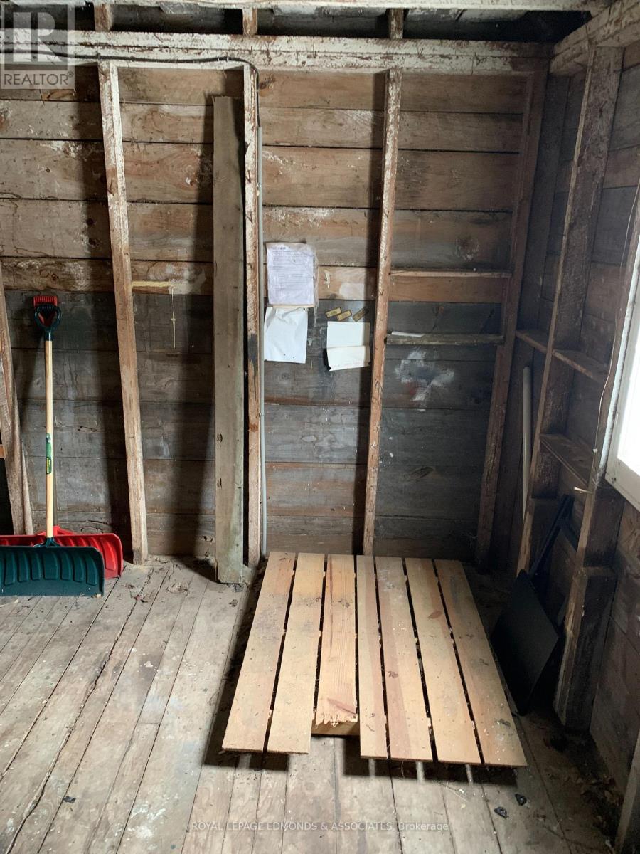 1028 Pembroke Street E, Pembroke, Ontario  K8A 6Z2 - Photo 14 - X12876100