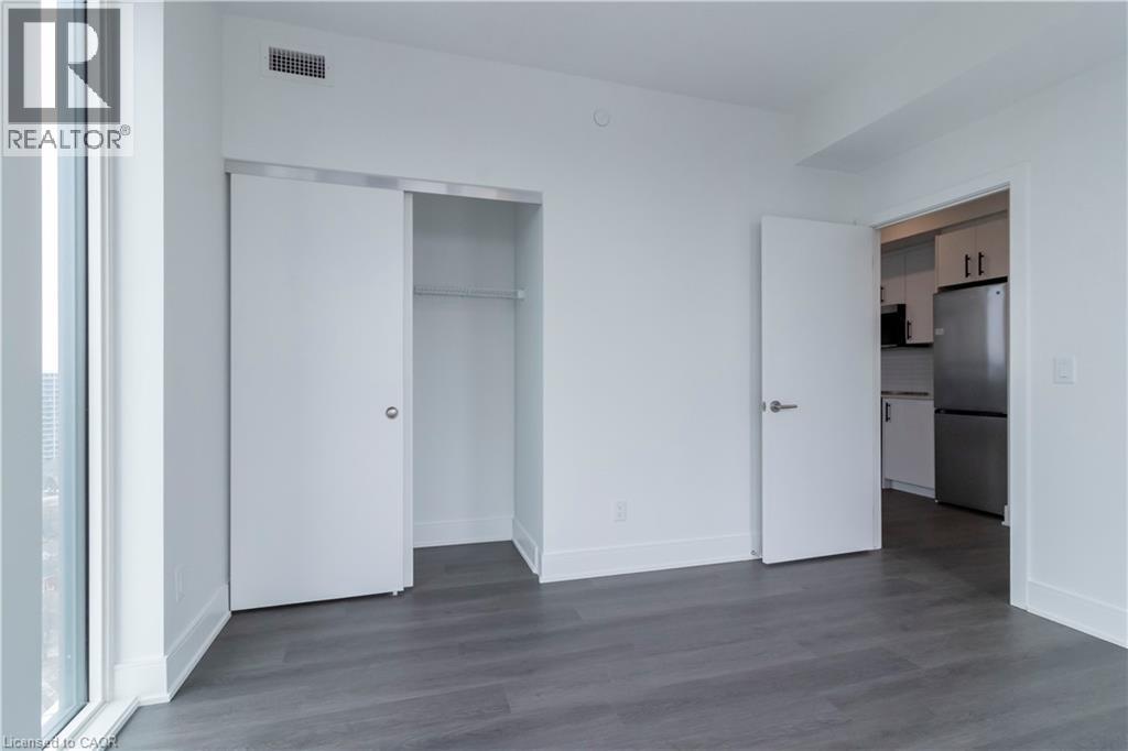 25 Wellington Street S Unit# 2003, Kitchener, Ontario  N2G 0G5 - Photo 11 - 40813734