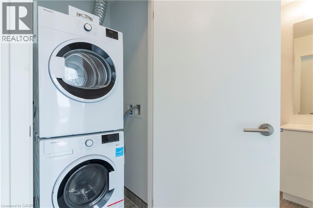 25 Wellington Street S Unit# 2003, Kitchener, Ontario  N2G 0G5 - Photo 15 - 40813734