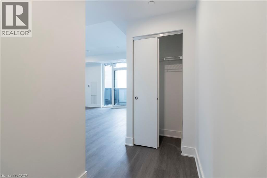 25 Wellington Street S Unit# 2003, Kitchener, Ontario  N2G 0G5 - Photo 16 - 40813734