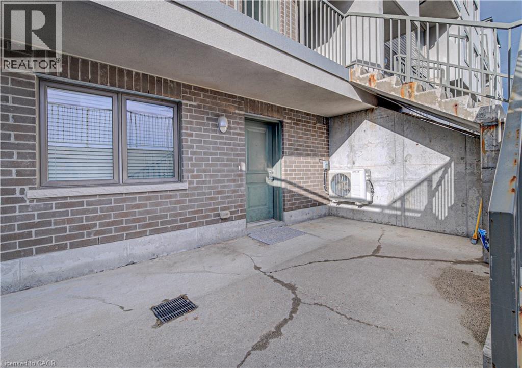 350 Fisher Mills Road Unit# 14, Cambridge, Ontario  N3C 0G8 - Photo 2 - 40814282