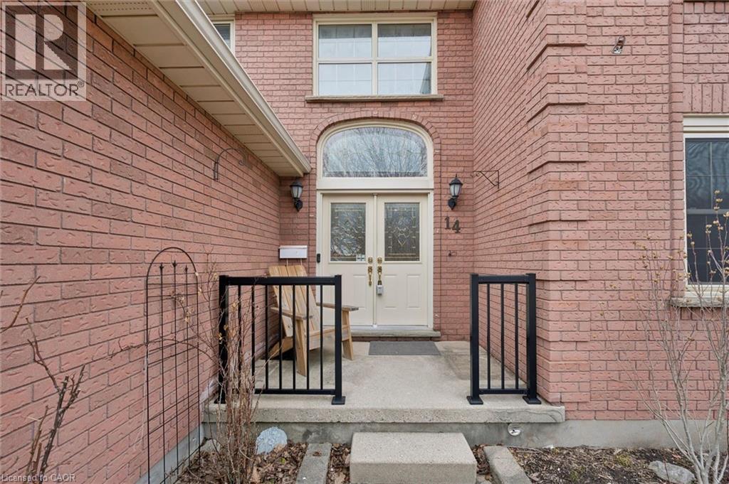 14 Robertson Crescent, Kitchener, Ontario  N2R 1B4 - Photo 3 - 40814840
