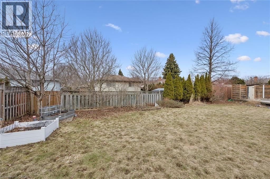 14 Robertson Crescent, Kitchener, Ontario  N2R 1B4 - Photo 38 - 40814840