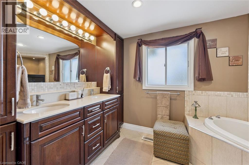 14 Robertson Crescent, Kitchener, Ontario  N2R 1B4 - Photo 21 - 40814840