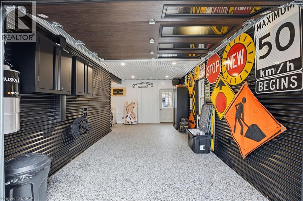 86 Elm Street, Brantford, Ontario  N3R 4V2 - Photo 35 - 40815195