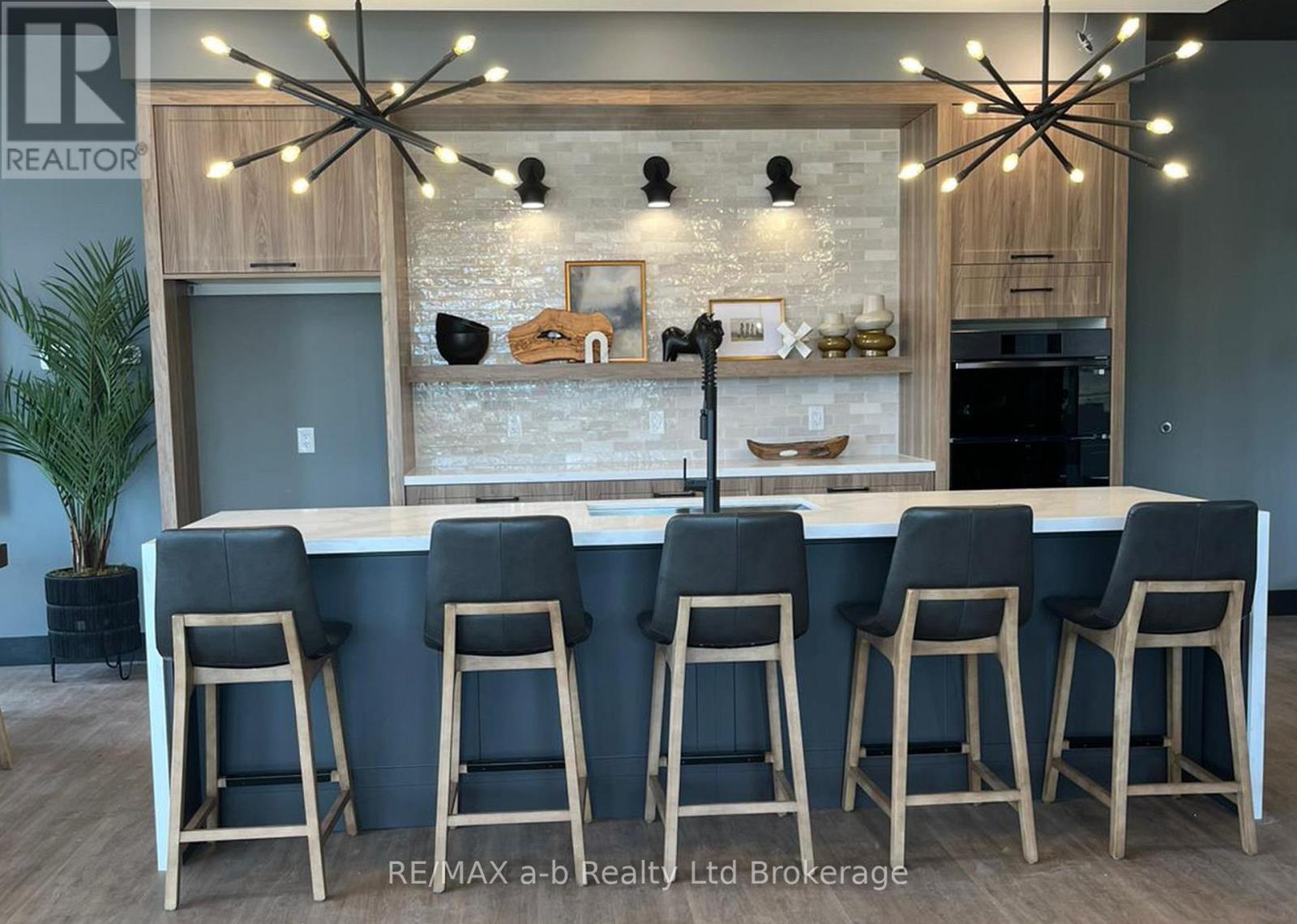 610 - 14 Harvest Avenue, Tillsonburg, Ontario N4G 0M6 - Photo 18 - X12922710