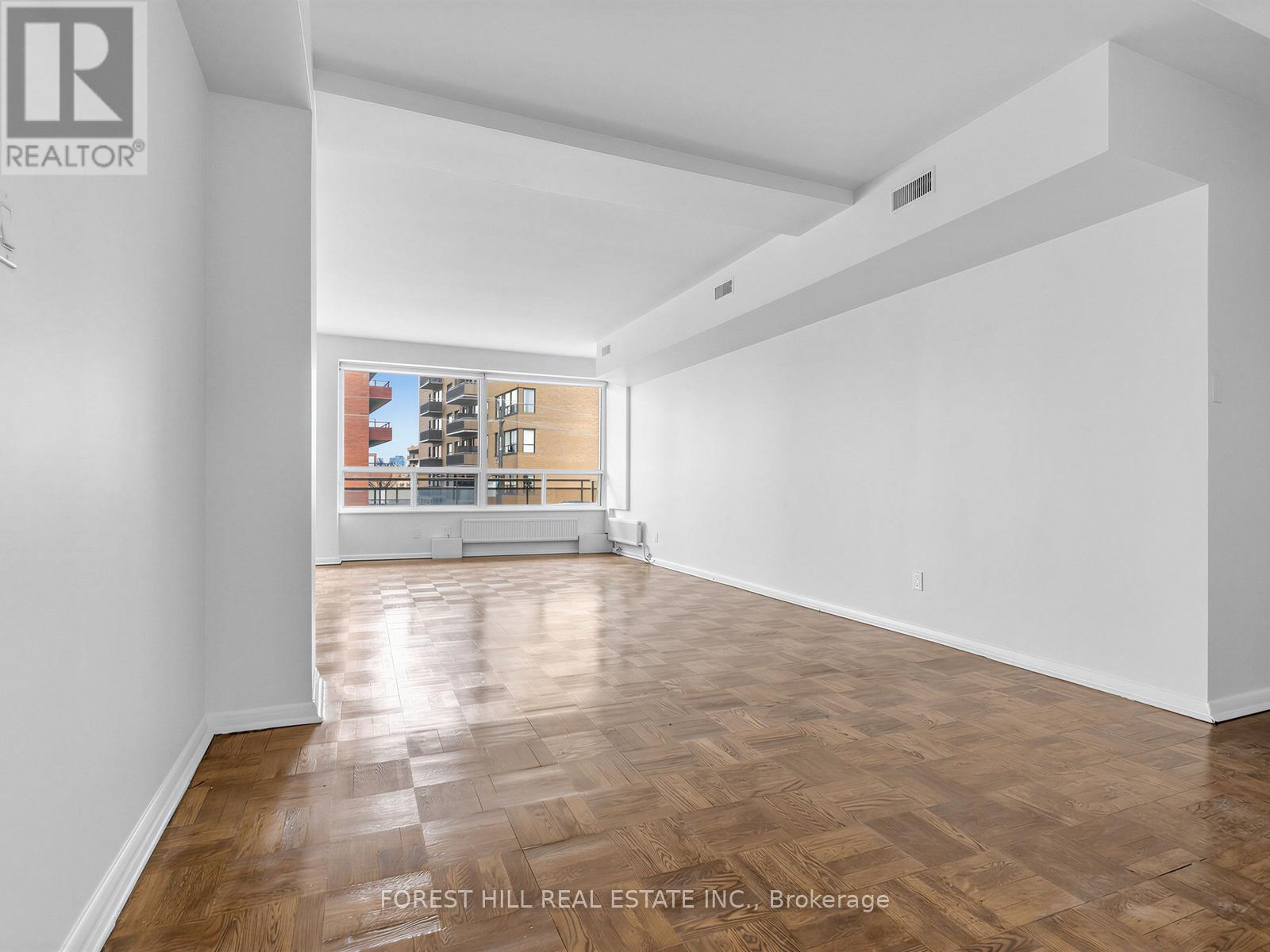 306 - 2500 Bathurst Street, Toronto (Forest Hill North), Ontario  M6B 2Y8 - Photo 5 - C12855274