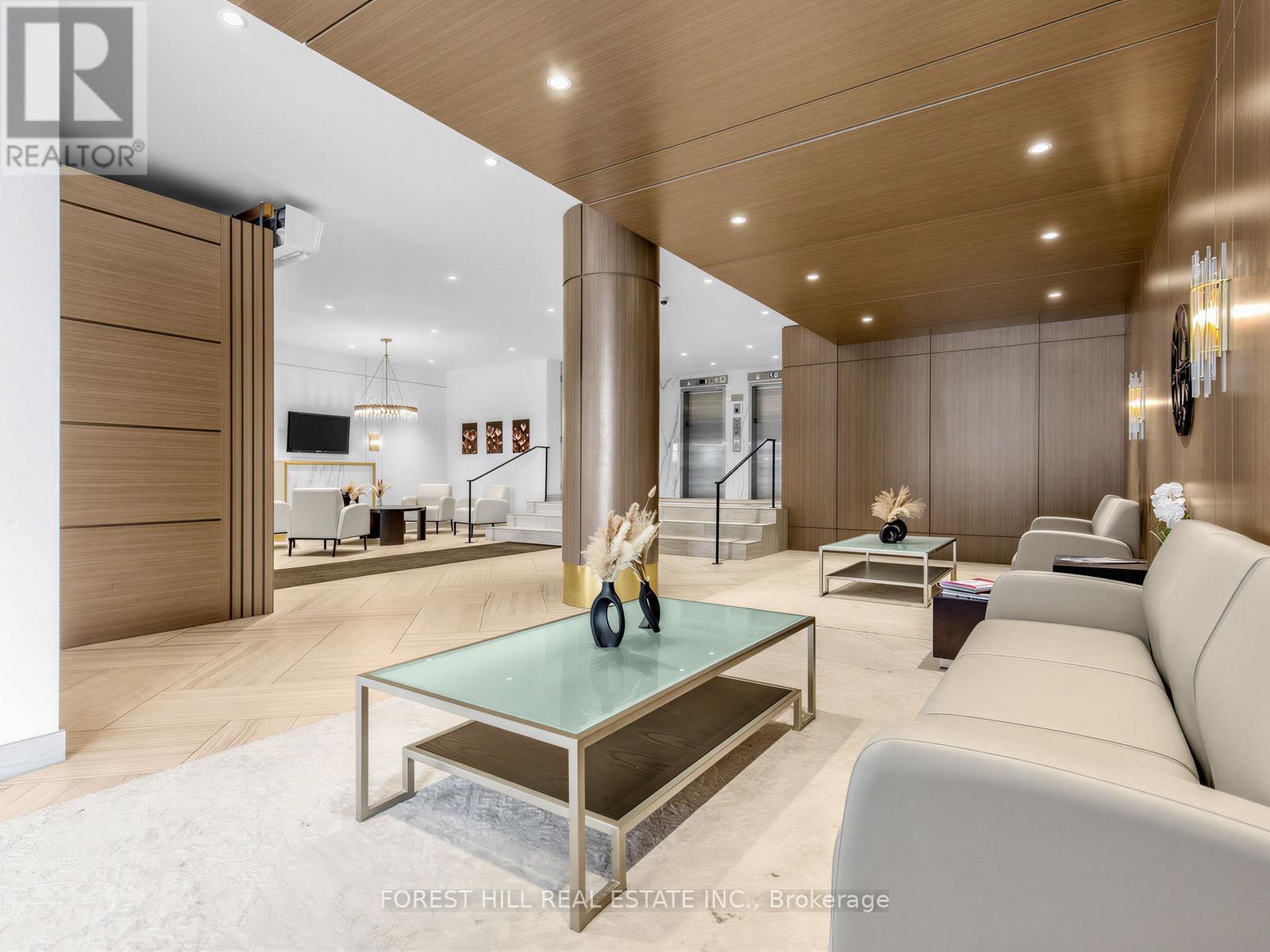 306 - 2500 Bathurst Street, Toronto (Forest Hill North), Ontario  M6B 2Y8 - Photo 3 - C12855274