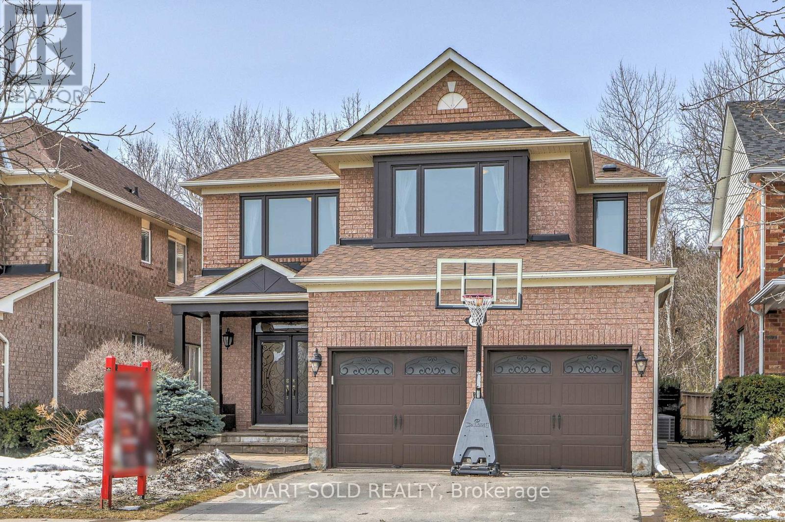 106 Wood Rim Drive, Richmond Hill, Ontario  L4E 4M9 - Photo 6 - N12922460