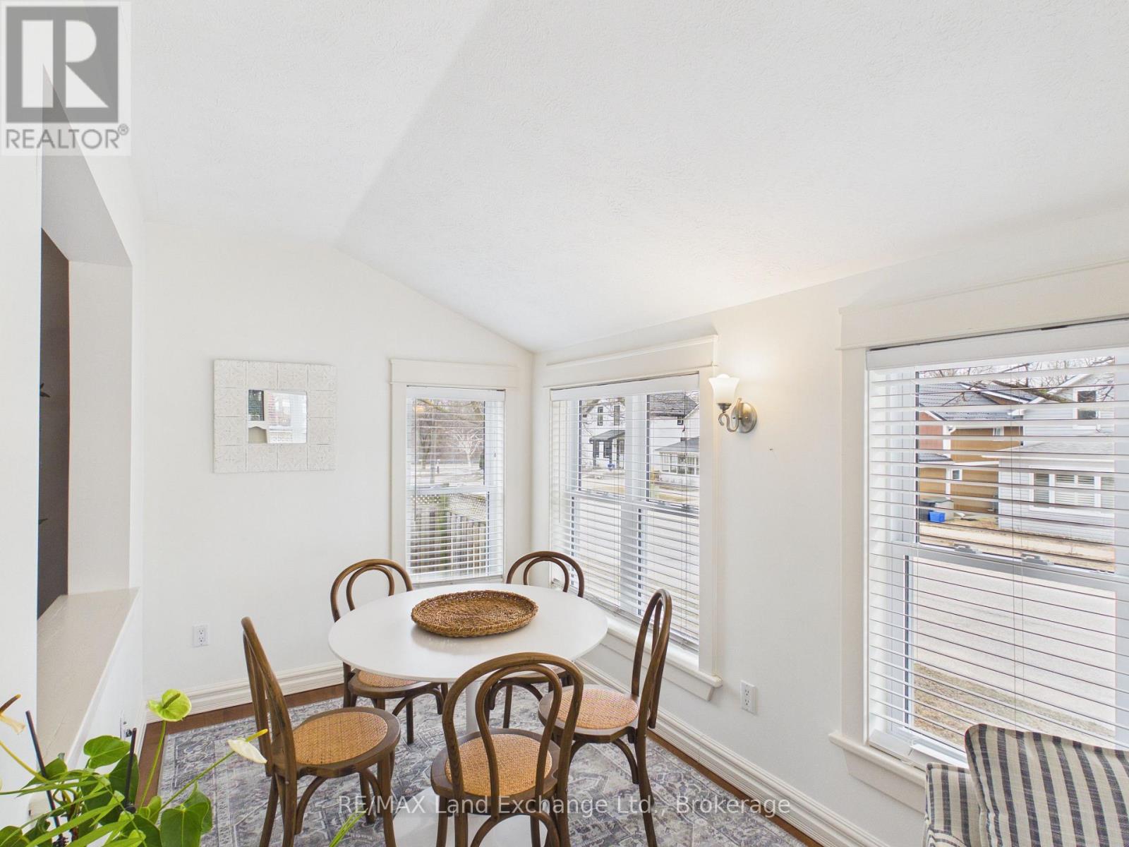 842 Olde Victoria Street, Kincardine, Ontario  N2Z 2B3 - Photo 10 - X12922776