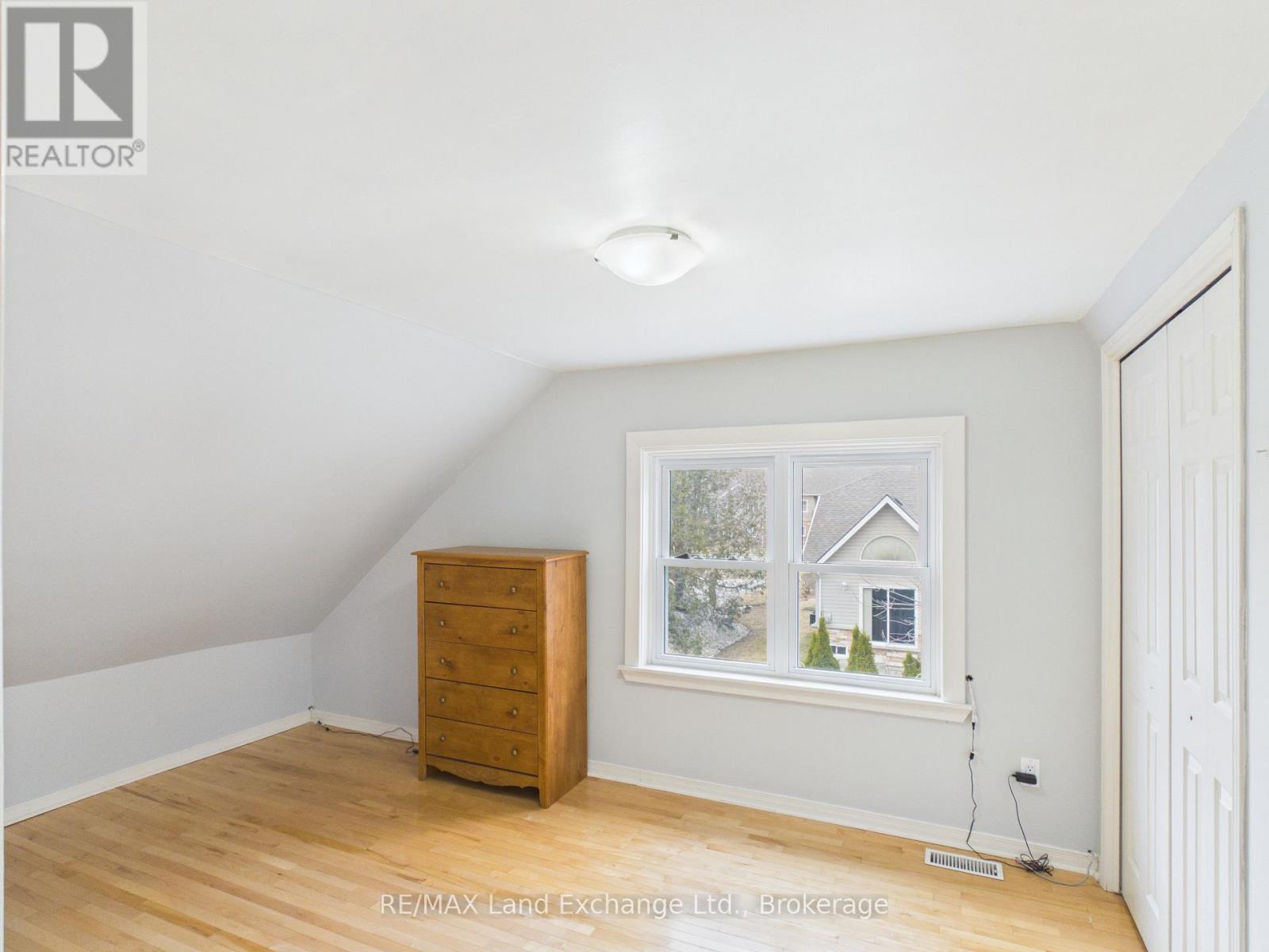 842 Olde Victoria Street, Kincardine, Ontario  N2Z 2B3 - Photo 18 - X12922776