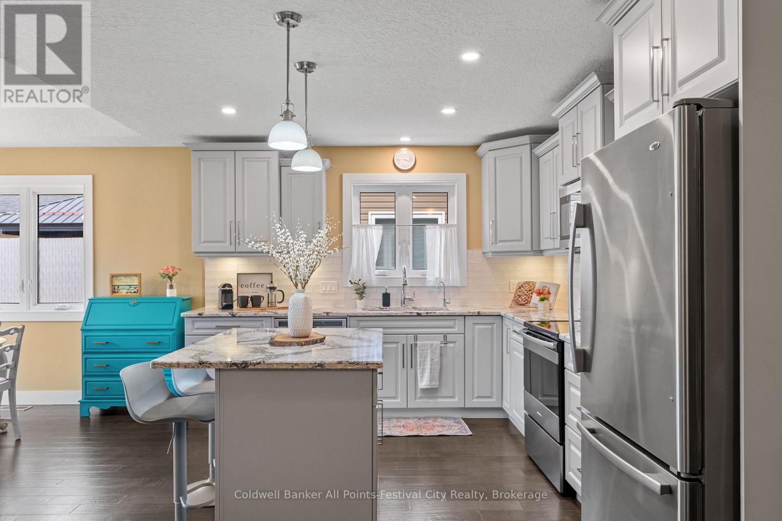 44 Huron Heights Drive, Ashfield-Colborne-Wawanosh (Colborne), Ontario  N7A 0B2 - Photo 16 - X12922876