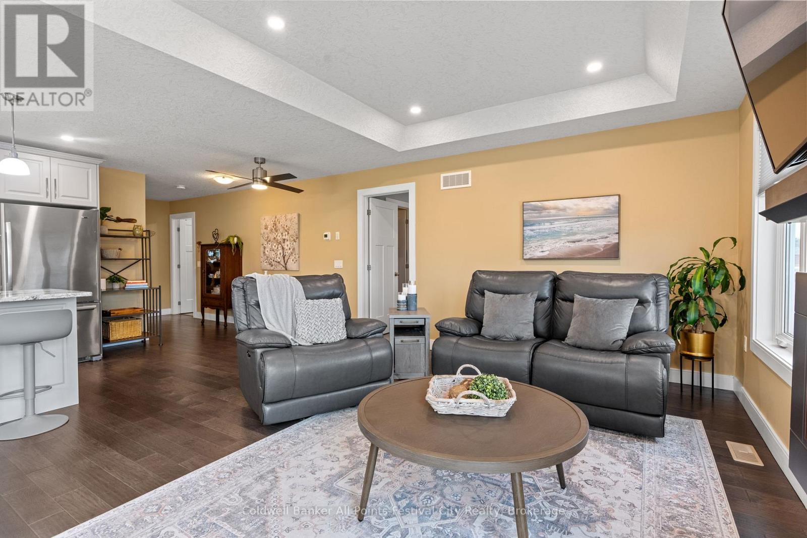 44 Huron Heights Drive, Ashfield-Colborne-Wawanosh (Colborne), Ontario  N7A 0B2 - Photo 21 - X12922876