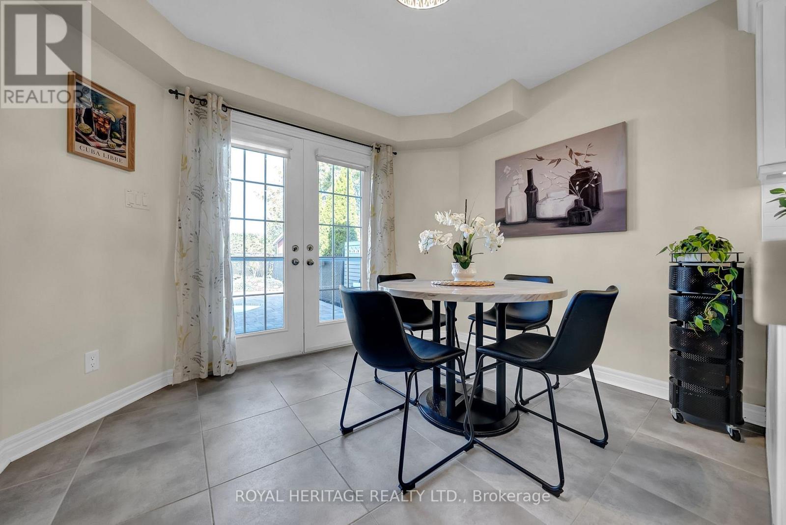 46 Lownie Court, Clarington, Ontario L1C 5C9 - Photo 8 - E12922798