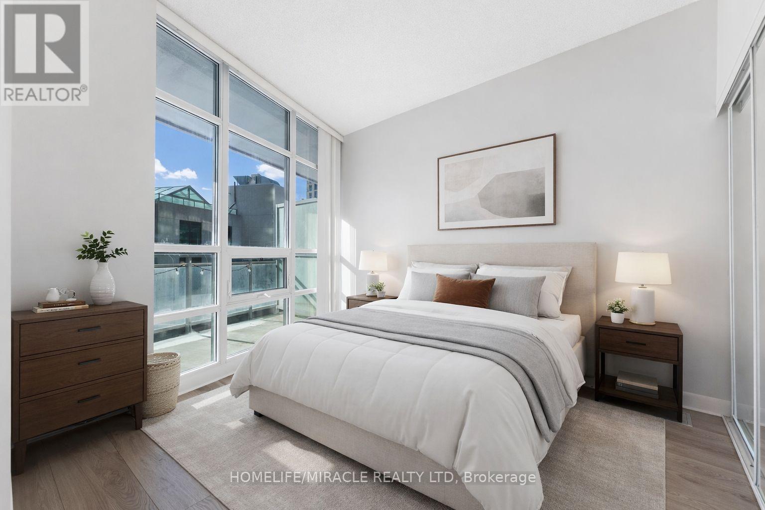 806 - 15 Bruyeres Mews, Toronto (Niagara), Ontario  M5V 0A7 - Photo 24 - C12922722