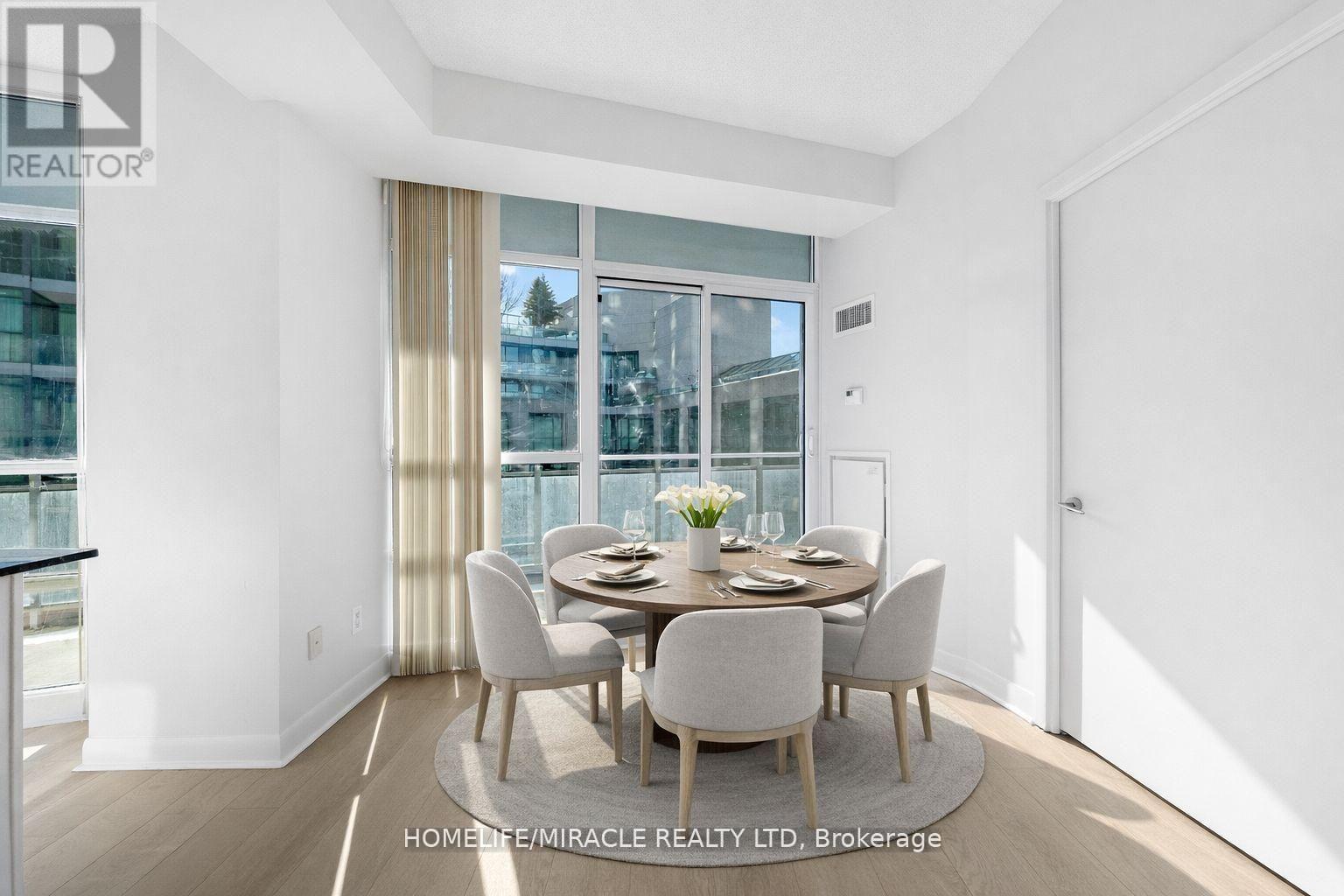 806 - 15 Bruyeres Mews, Toronto (Niagara), Ontario  M5V 0A7 - Photo 9 - C12922722