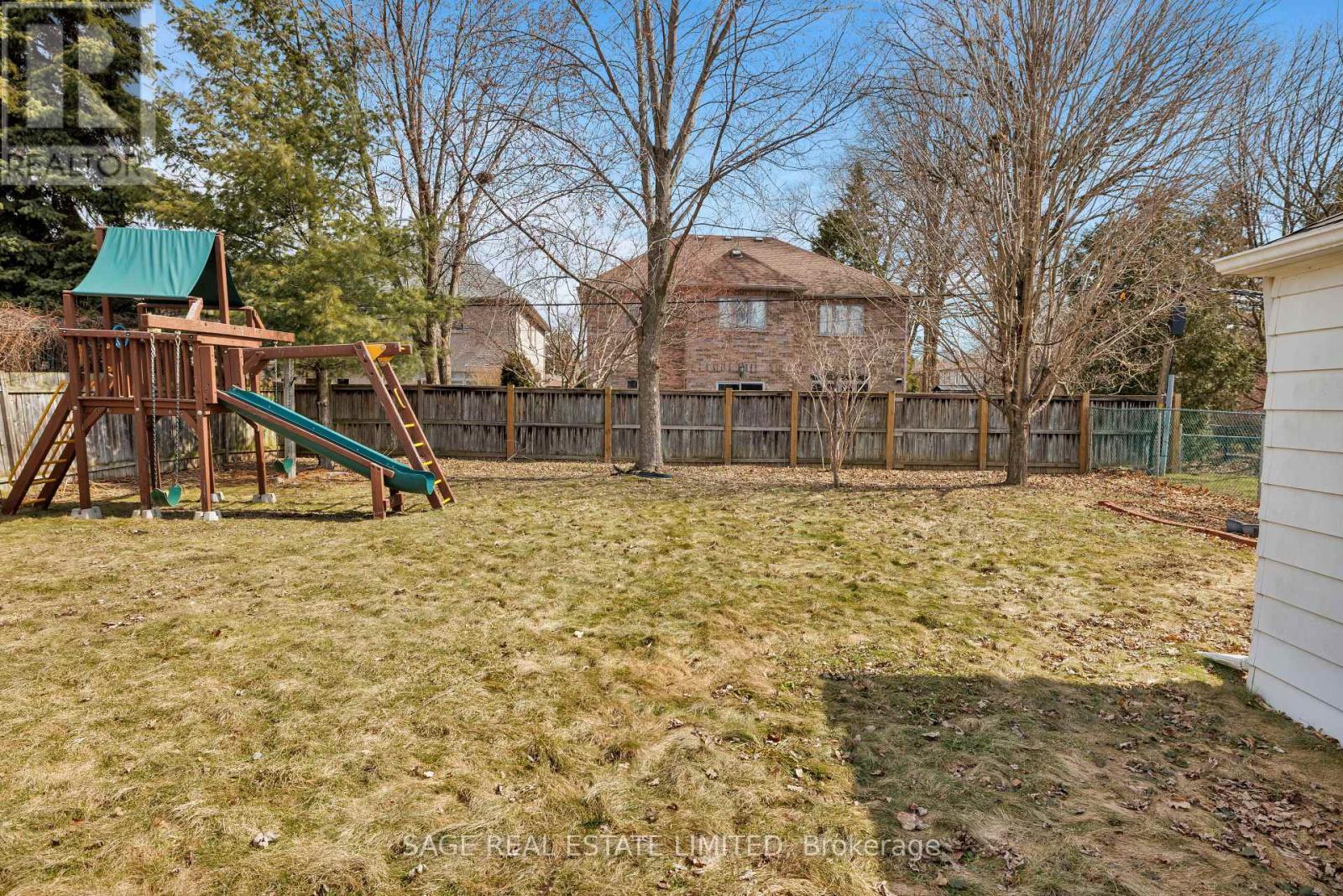 45 Grantbrook Street, Toronto, Ontario  M2R 2E8 - Photo 35 - C12922772