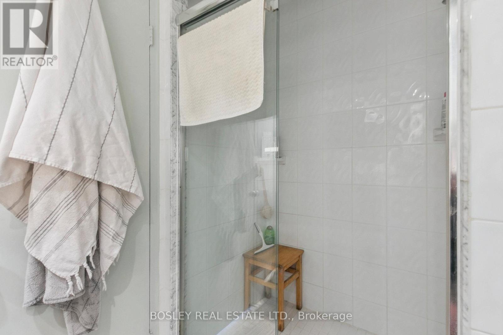 1001 - 575 Avenue Road S, Toronto (Yonge-St. Clair), Ontario  M4V 2K2 - Photo 22 - C12922832