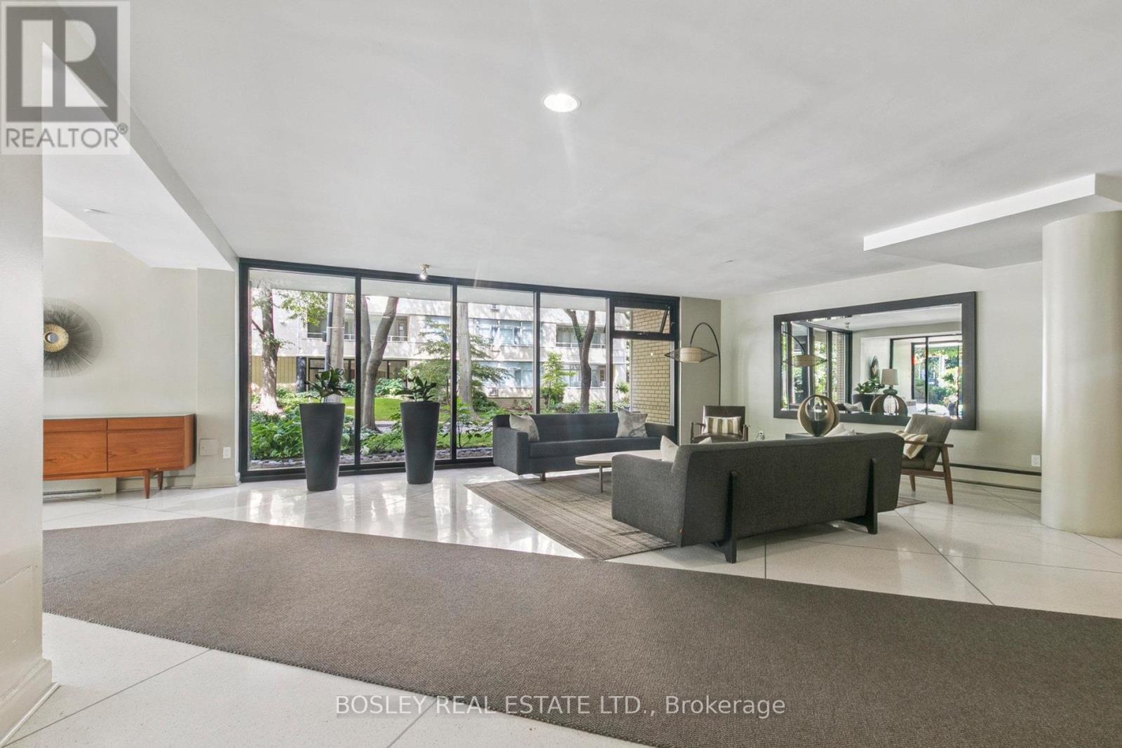 1001 - 575 Avenue Road S, Toronto (Yonge-St. Clair), Ontario  M4V 2K2 - Photo 3 - C12922832