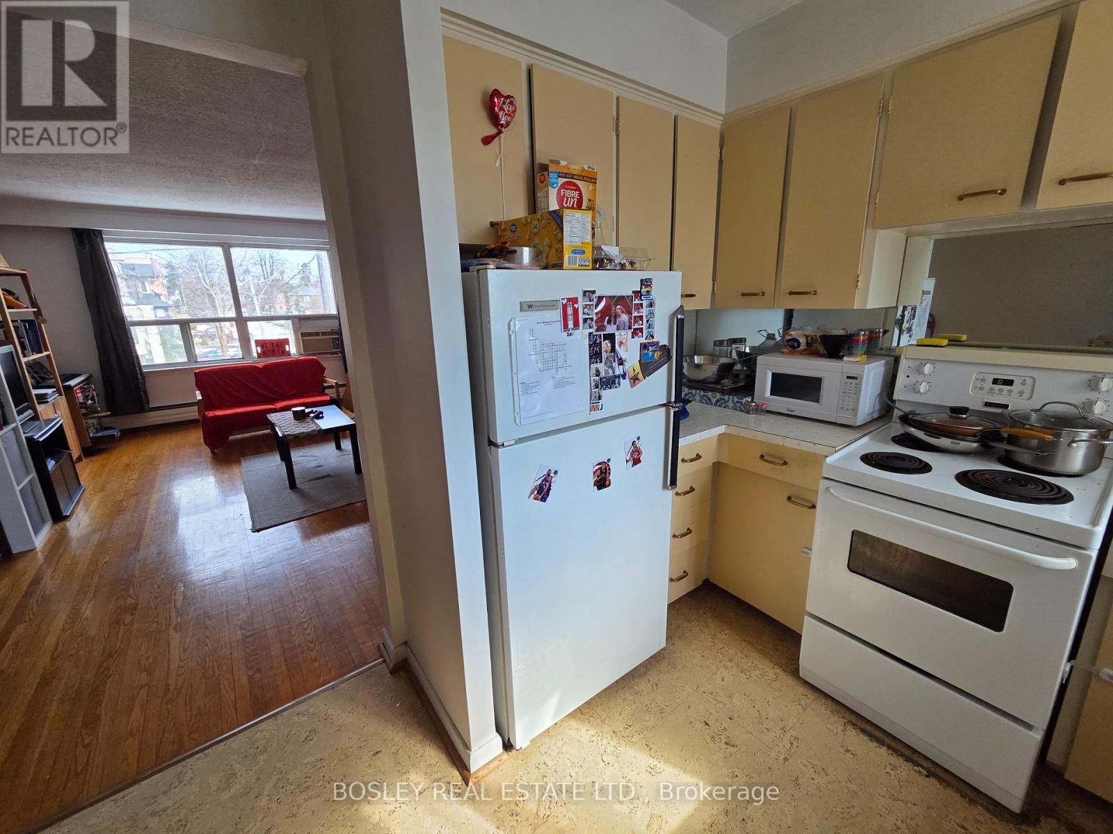 545 Davisville Avenue, Toronto, Ontario  M4S 1J2 - Photo 4 - C12922852