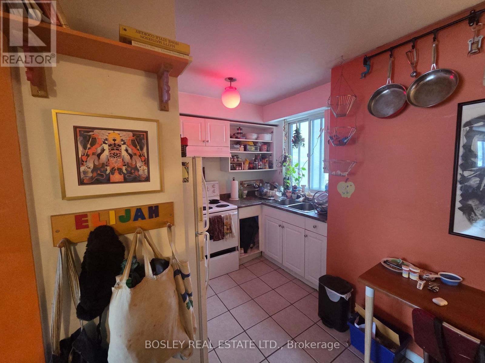 545 Davisville Avenue, Toronto, Ontario  M4S 1J2 - Photo 8 - C12922852