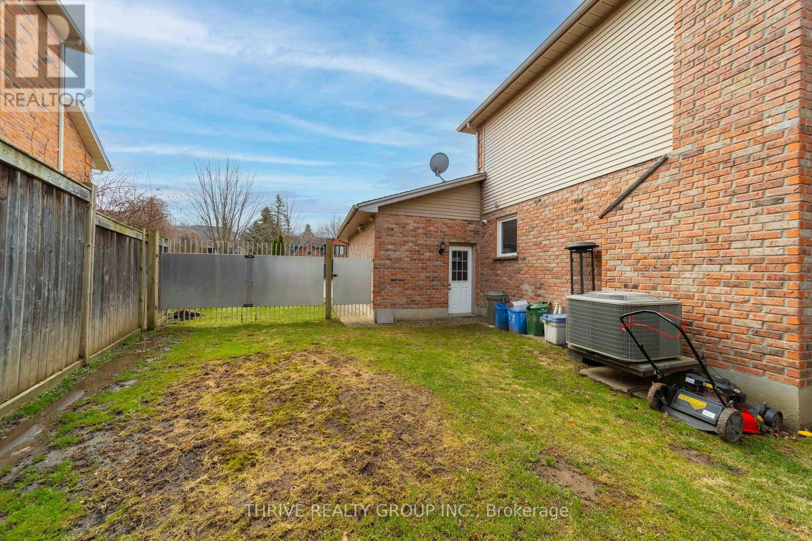 79 Trellis Crescent, London South, Ontario  N6K 4H2 - Photo 13 - X12922712