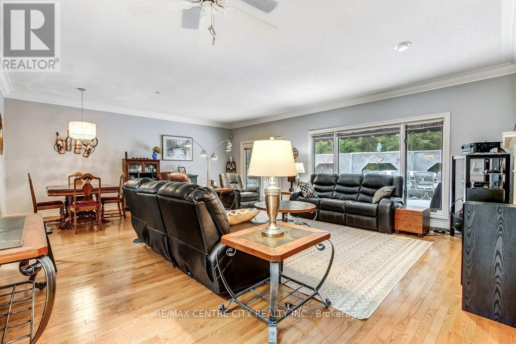 27 - 1200 Riverside Drive, London North, Ontario  N6H 5C6 - Photo 13 - X12922724