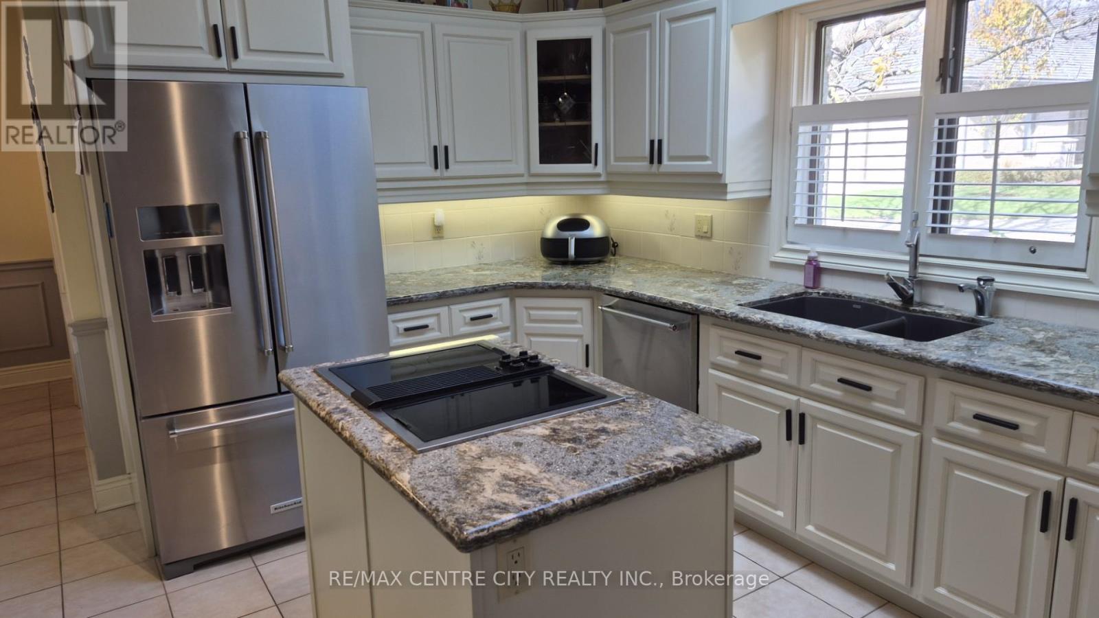 27 - 1200 Riverside Drive, London North, Ontario  N6H 5C6 - Photo 9 - X12922724